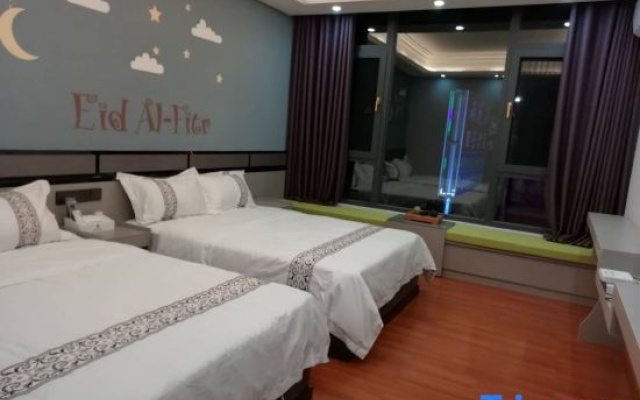 Yuxi Yuhuashi Holiday Hotel