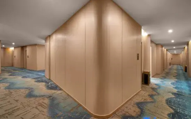 Jiu Ding Jiu Hotel