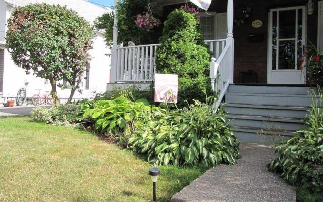 Niagara Inn Bed & Breakfast