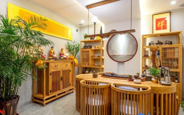 Yishan Jiushe Hostel