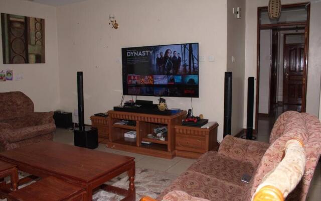 Entire 4Bedroom Kileleshwa Apartment-Cosy & Serene