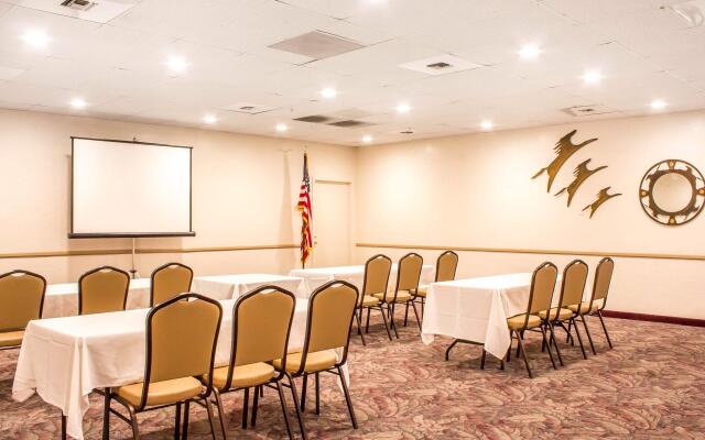 Quality Inn & Suites Lake Havasu City