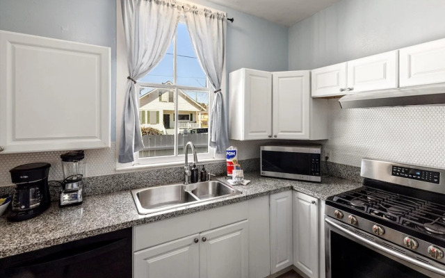 Seas The Breeze 4 Bedroom Home