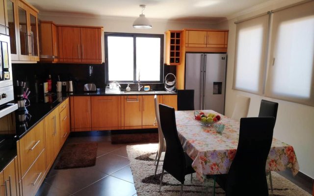 House with 2 Bedrooms in Arco Da Calheta, with Terrace And Wifi
