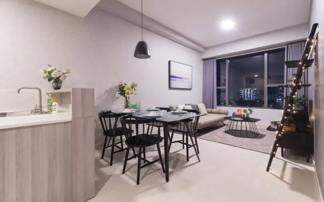 KYN Apartment Rivergate Residence