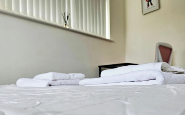 Willow Retreat - Charming House in Burbage