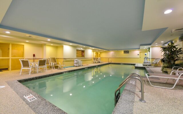 Comfort Inn & Suites Wilton