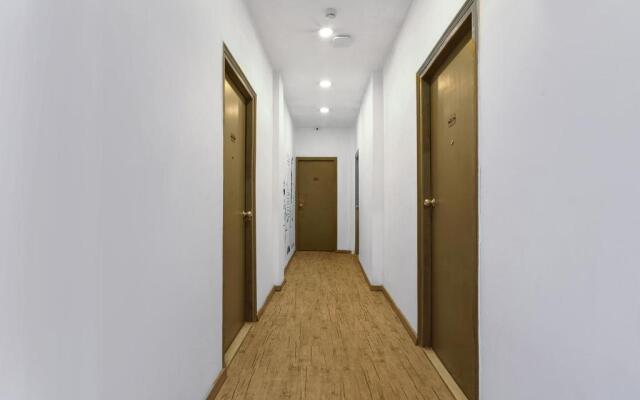 Fabhotel Akash Ganga