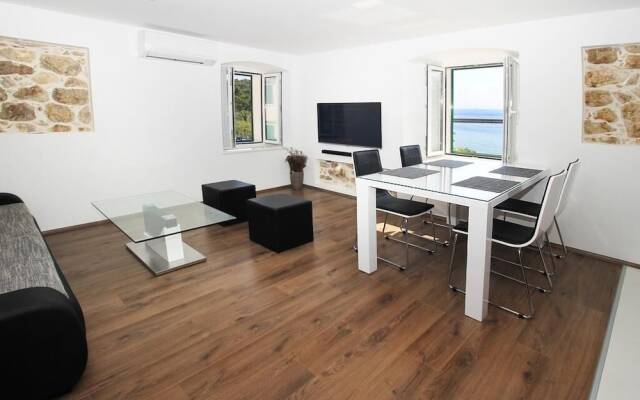 Marineta Focus Luxury Apartment