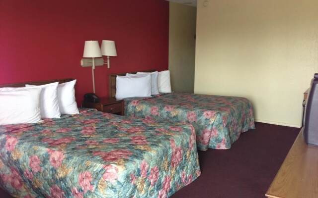 Super 7 Inn Siloam Springs