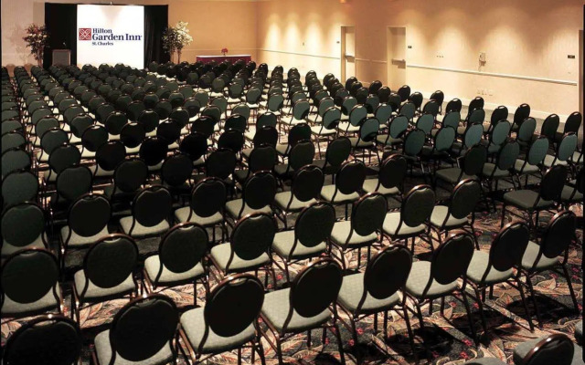 Hilton Garden Inn St. Charles