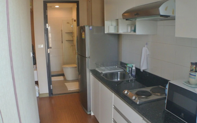 Diamond Sukhumvit by FIB
