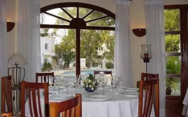 Hotel La Racona