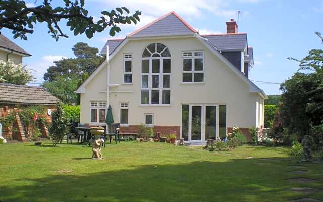 Heatherdene House