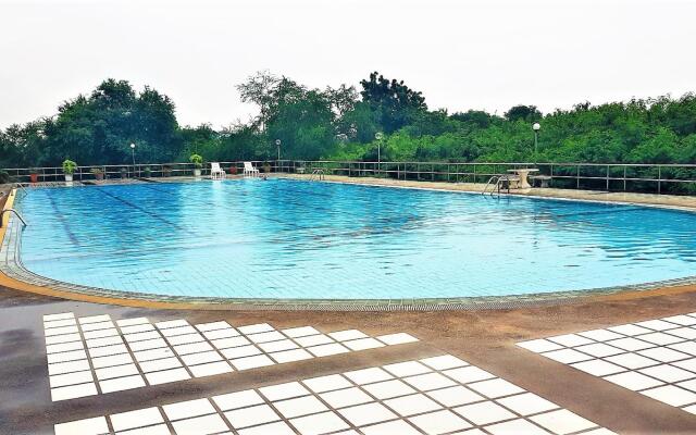 Pattaya Plaza Condotel Large Studio Apartment Sukhumvit