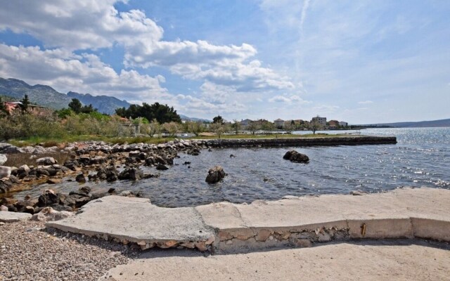 Mari - 30m From the sea - A3