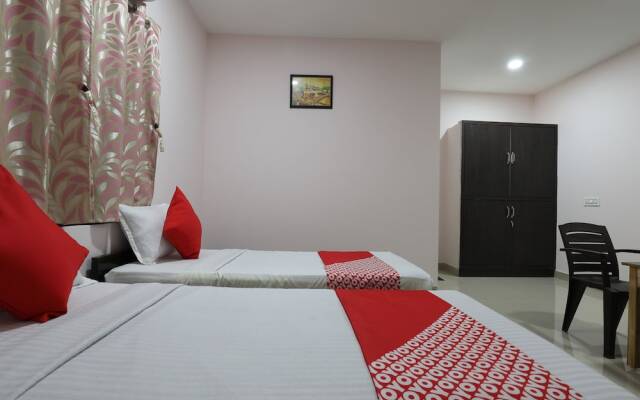 OYO 17279 Royal Inn Hotel