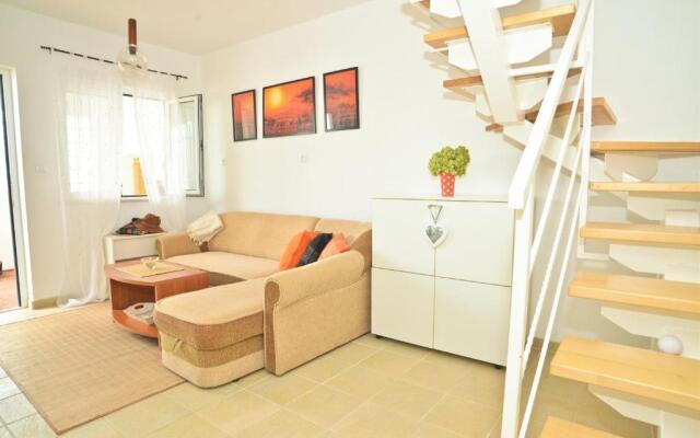 Apartment Yellow House