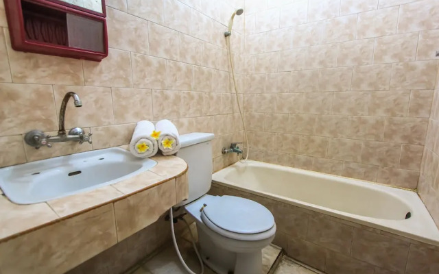 Hotel Lumbung Sari Legian