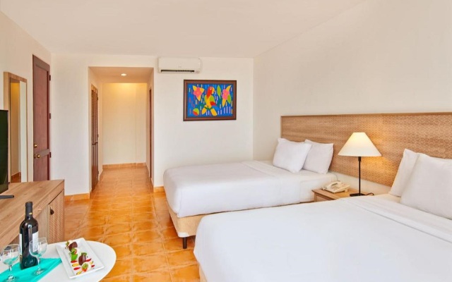 Grand Decameron Panama, A Trademark All Inclusive Resort