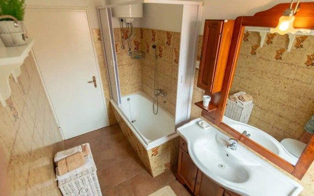 Keko - 100 m From the Beach - A1