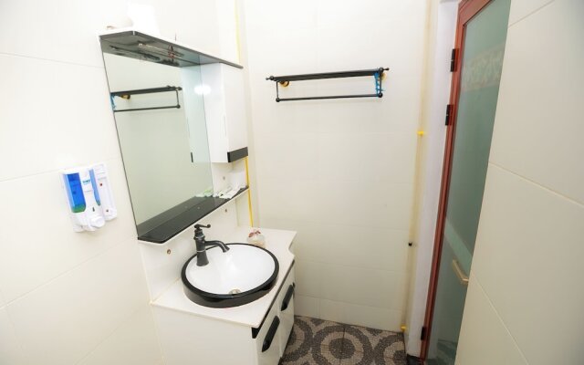 Ruby Riverside Hotel & Hostel
