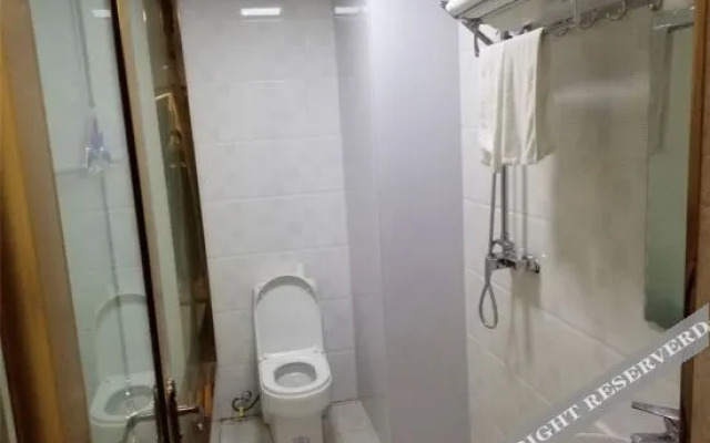 zhangye yihao hotel