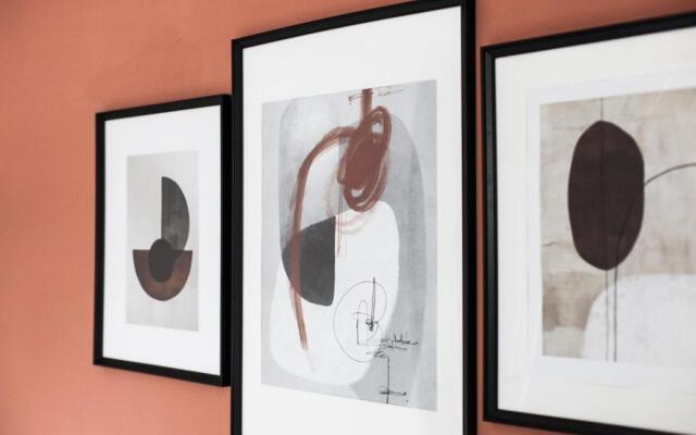 Moda Stays - John Brooks Serviced Houses