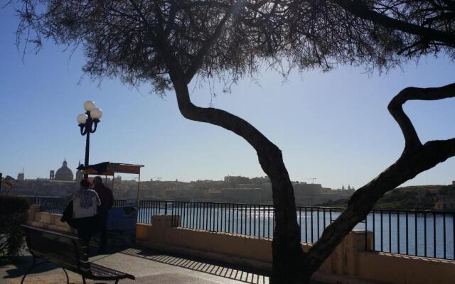 Seaside Apartments Malta Sliema 1