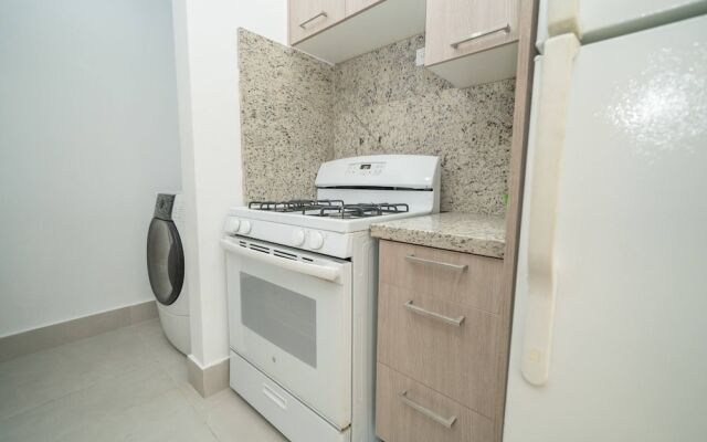 Featuring City Views, 1Br Downtown Stylish 2 Bt Sleeps 2 Wifi Gym Cine 2C