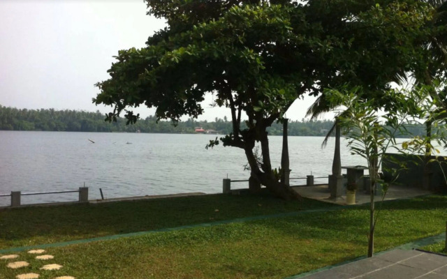 Riverbank Bentota