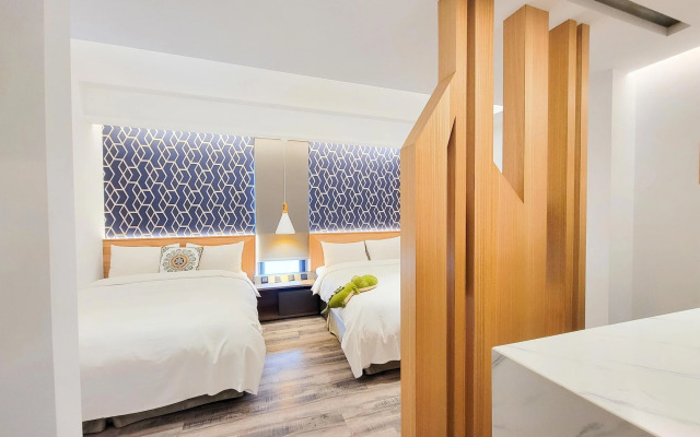 CHECK inn Taichung Zhongshan