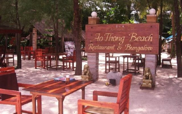 Ao Thong Beach Bungalows & Restaurant