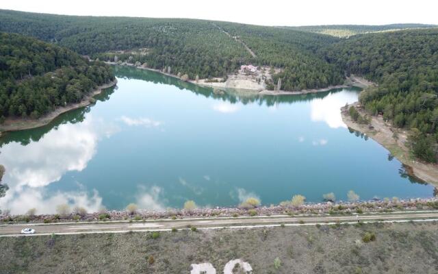 Yunus Emre Tabiat  Park  Oteli