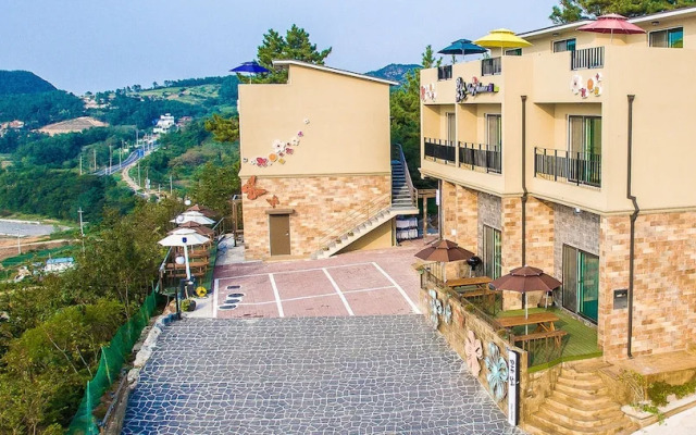 Yeosu Ggotnal Pension