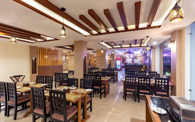Chitwan Midtown Hotel