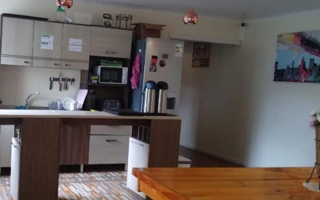 Refugio Bulnes Hostal