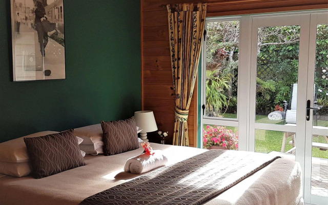 Tatahi Lodge Beach Resort