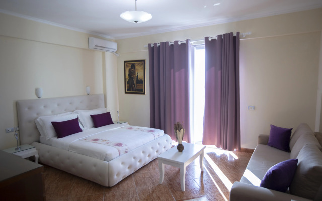 Hotel Oasis