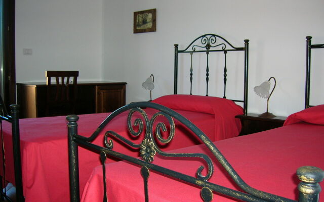 Bed Sandalia
