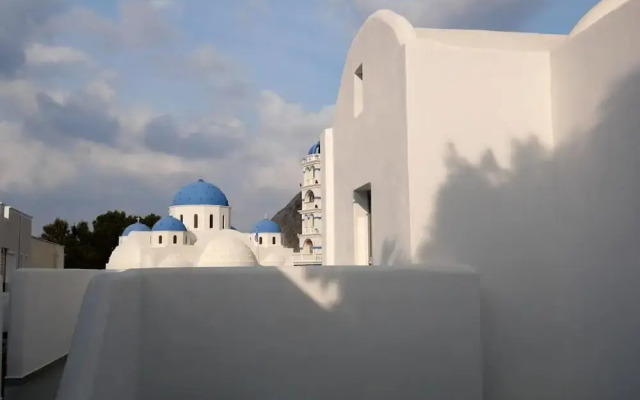 Aegean Studios Perissa