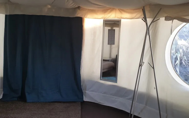 The Little Hide - Adult Only Camping Pods