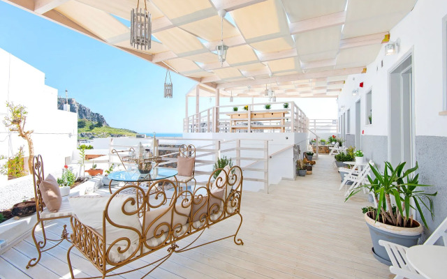 Lindos Harmony Suites