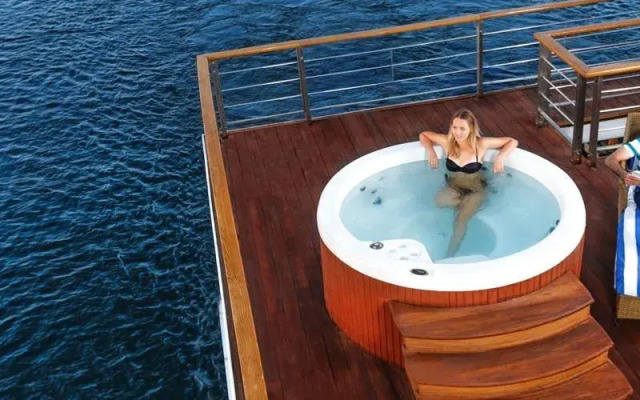 Oberoi Zahra Luxury Nile Cruiser