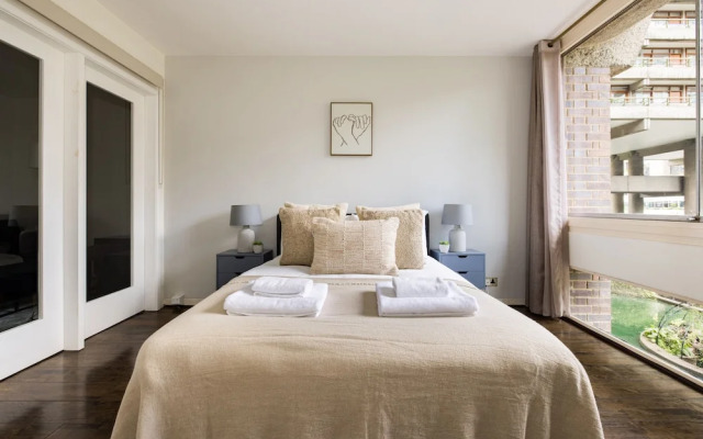 The Moorgate Collection