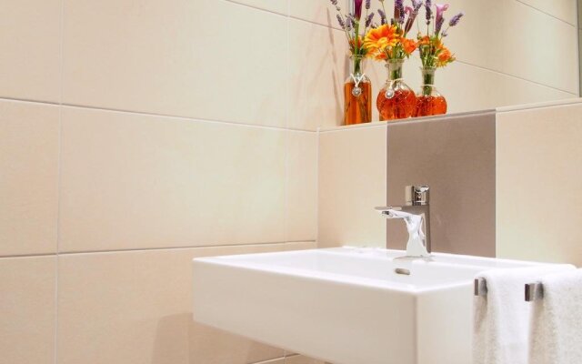 Myhotel