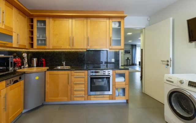 Luxury 3-bedroom House in Central Glyfada