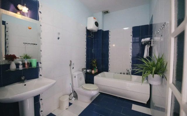 Pura Vida House