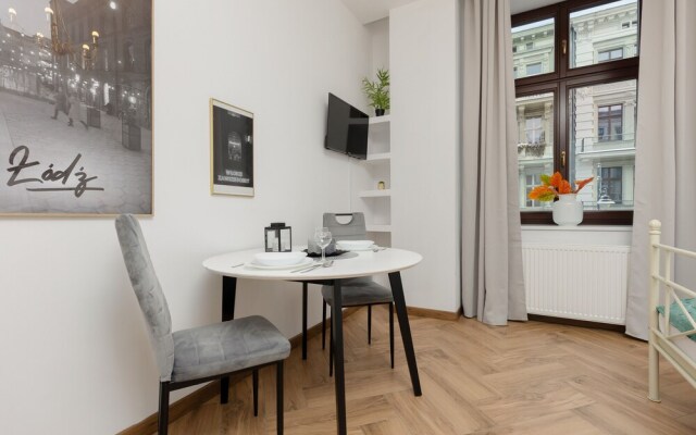 Beautiful Studio Piotrkowska by Renters