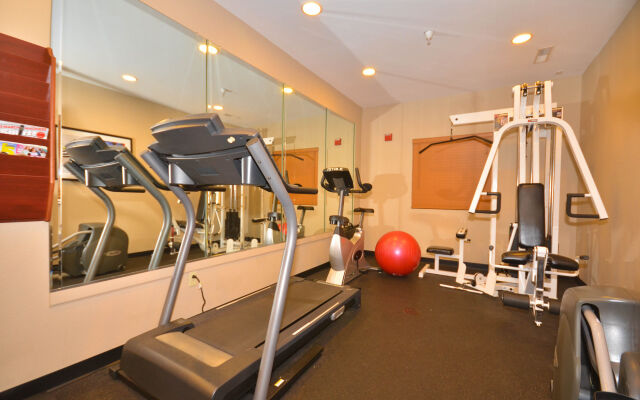 Candlewood Suites Clarksville by IHG